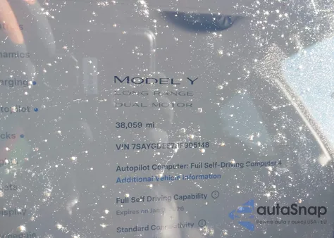 2023 Tesla Model Y Awd/Long Range Dual Motor All-Wheel Drive z USA, uszkodzony, nr VIN 7SAYGDEE7PF905148